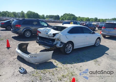 2020 Volkswagen Passat 2.0T Se z USA, uszkodzony, nr VIN 1VWSA7A30LC022619